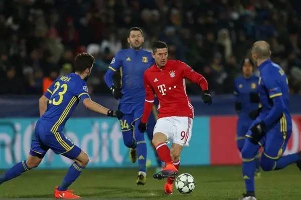 战胜顶级选 战胜顶级选