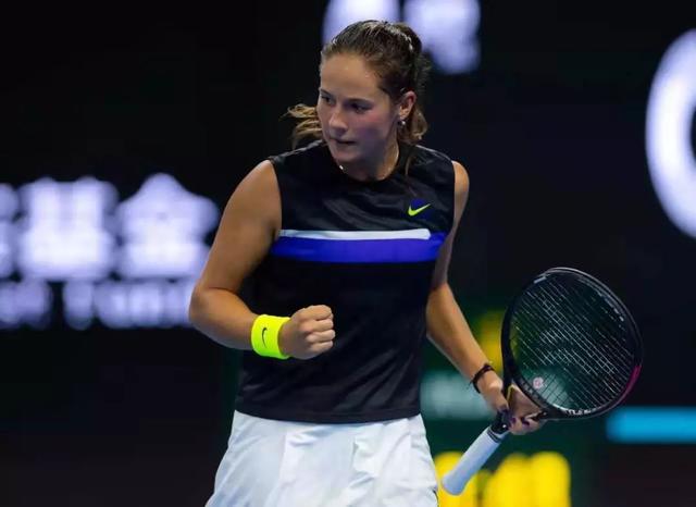 若塔蒂在法 若塔蒂在法