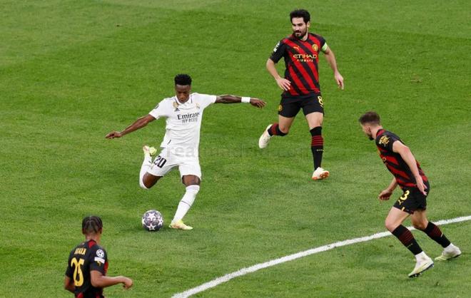 的横向吸引 的横向吸引